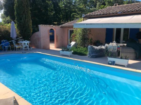 Villa Bagnols en forêt